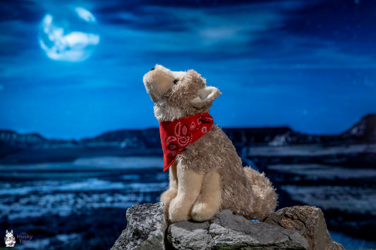 Douglas Cuddle Toys Trickster Coyote