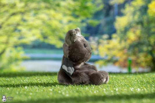 Aurora Palm Pals Luna Bat