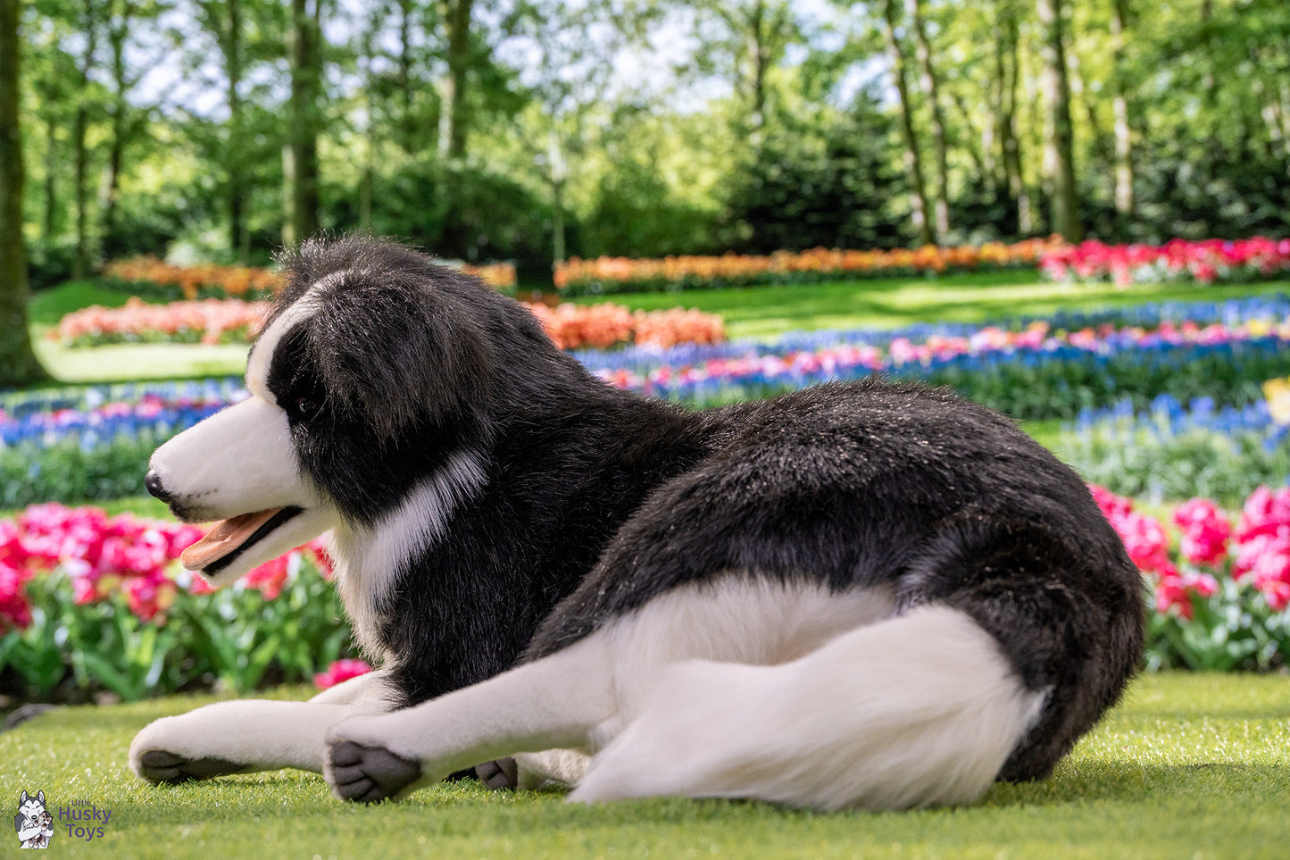 Hansa Creation Laying Border Collie
