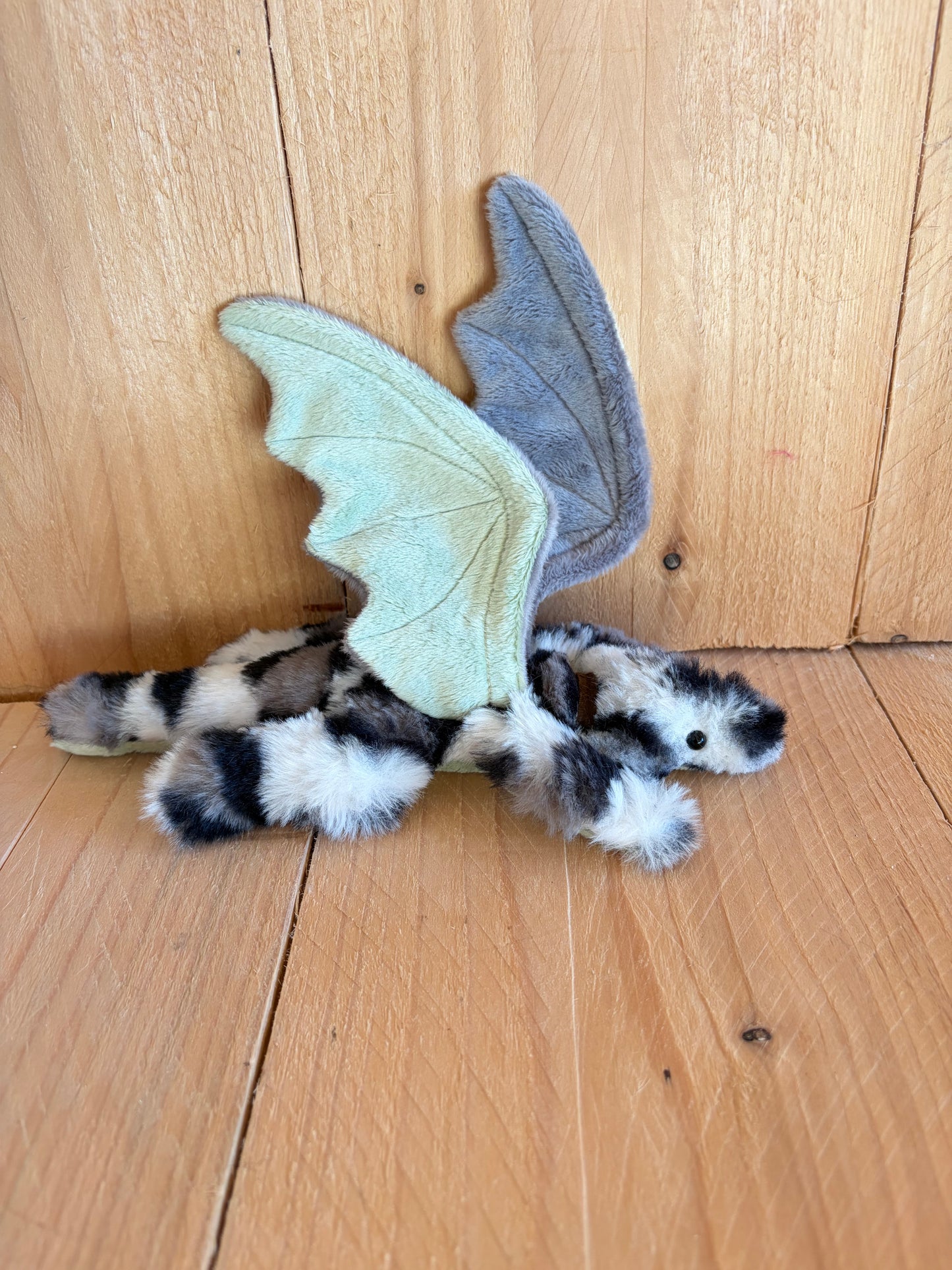 The Christmas Lady Long Fur Bell Dragon