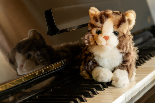 Teddy Hermann Grey Cat Lying