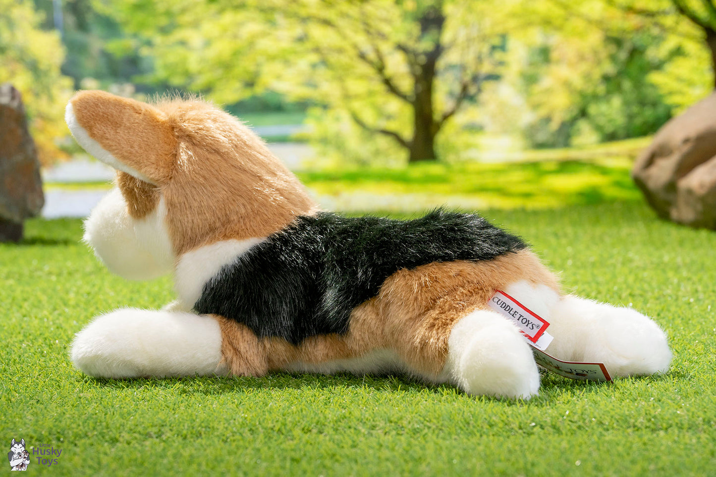 Douglas Cuddle Toys DLux Konner Corgi
