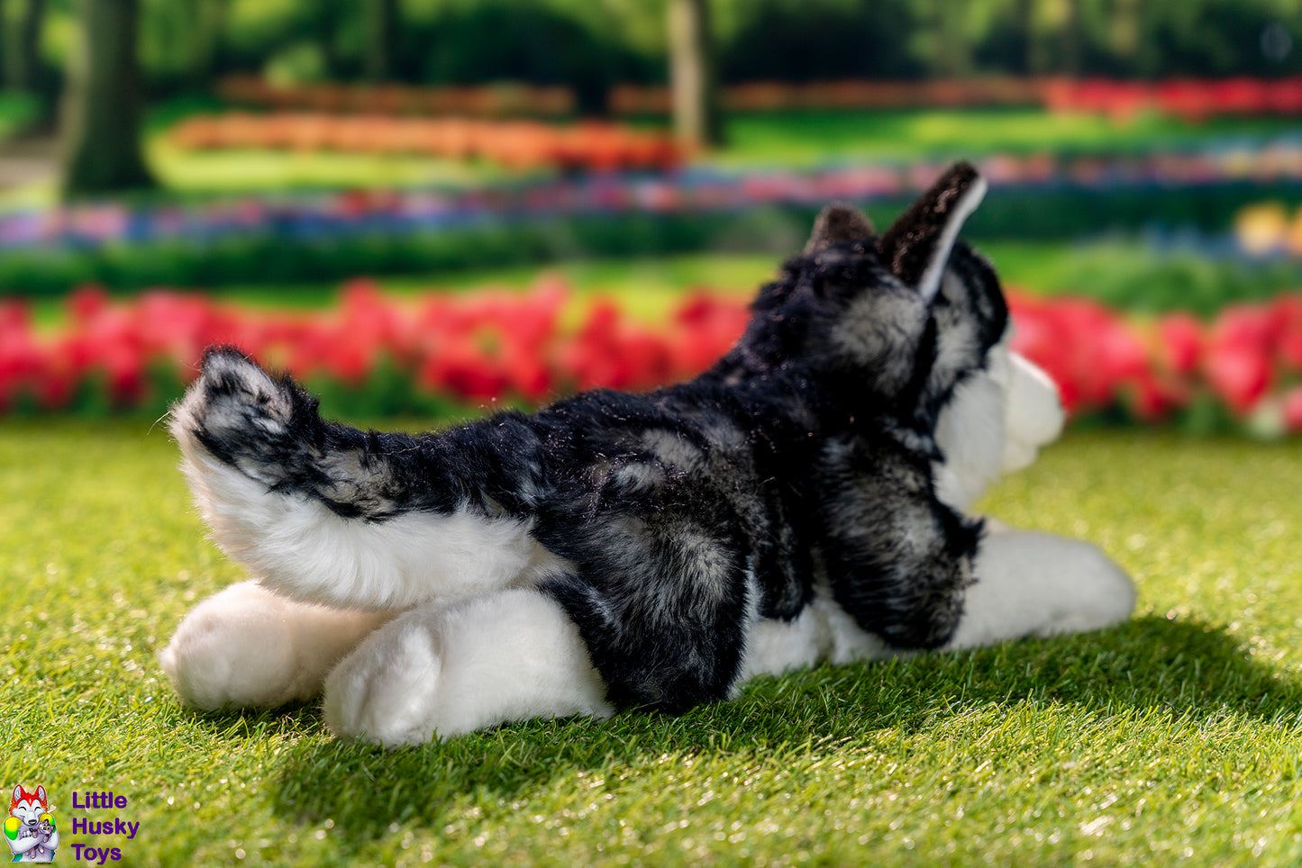 Uni-Toys Black Husky
