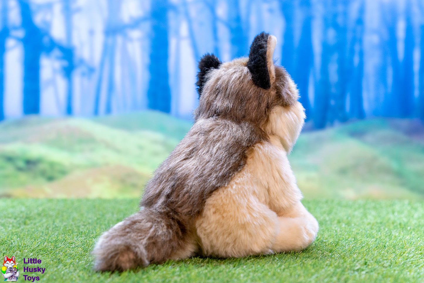 Teddy Hermann Sitting Wolf